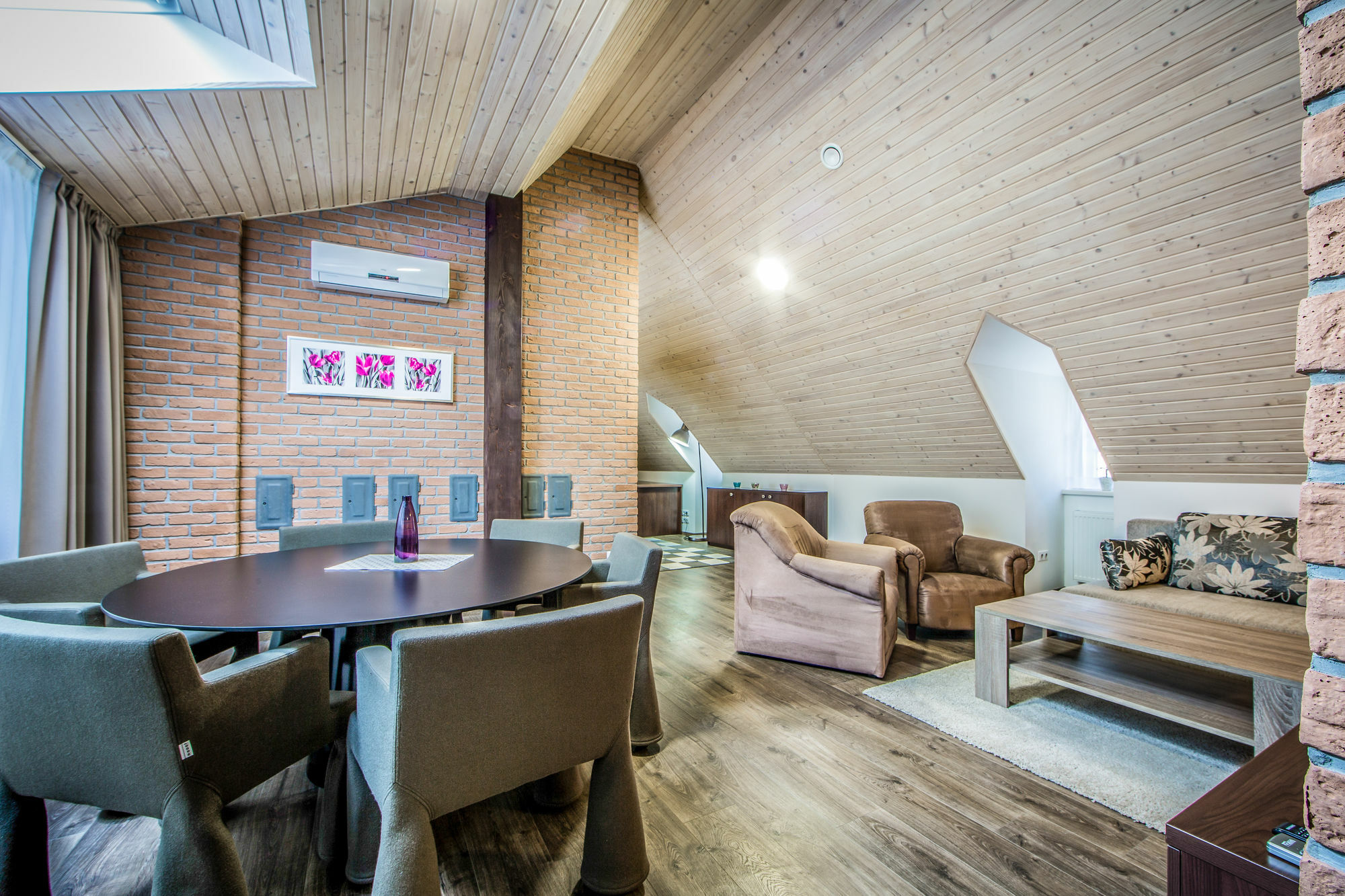 Aplend City Bastova 1 Bratislava Exterior foto