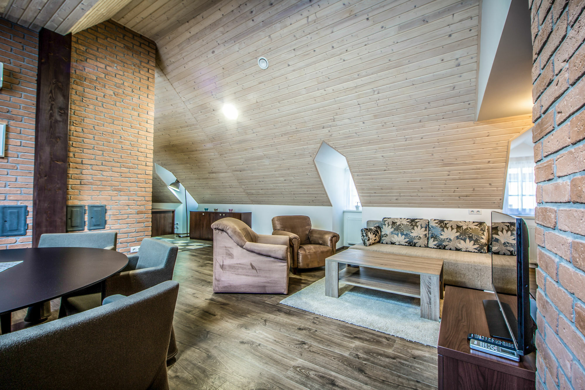 Aplend City Bastova 1 Bratislava Exterior foto